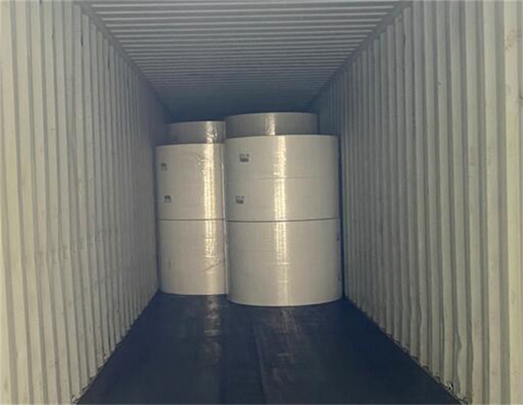 WEIHONGLAI Load Untreated Fluff Pulp for Uzbekistan Customer