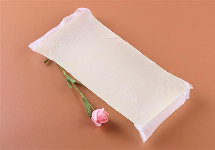 Why Improve The Position Glue Used In Sanitary Napkins?